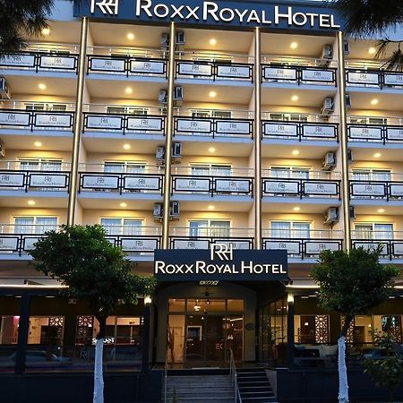 Roxx Royal Hotel คูซาดาซี ภายนอก รูปภาพ